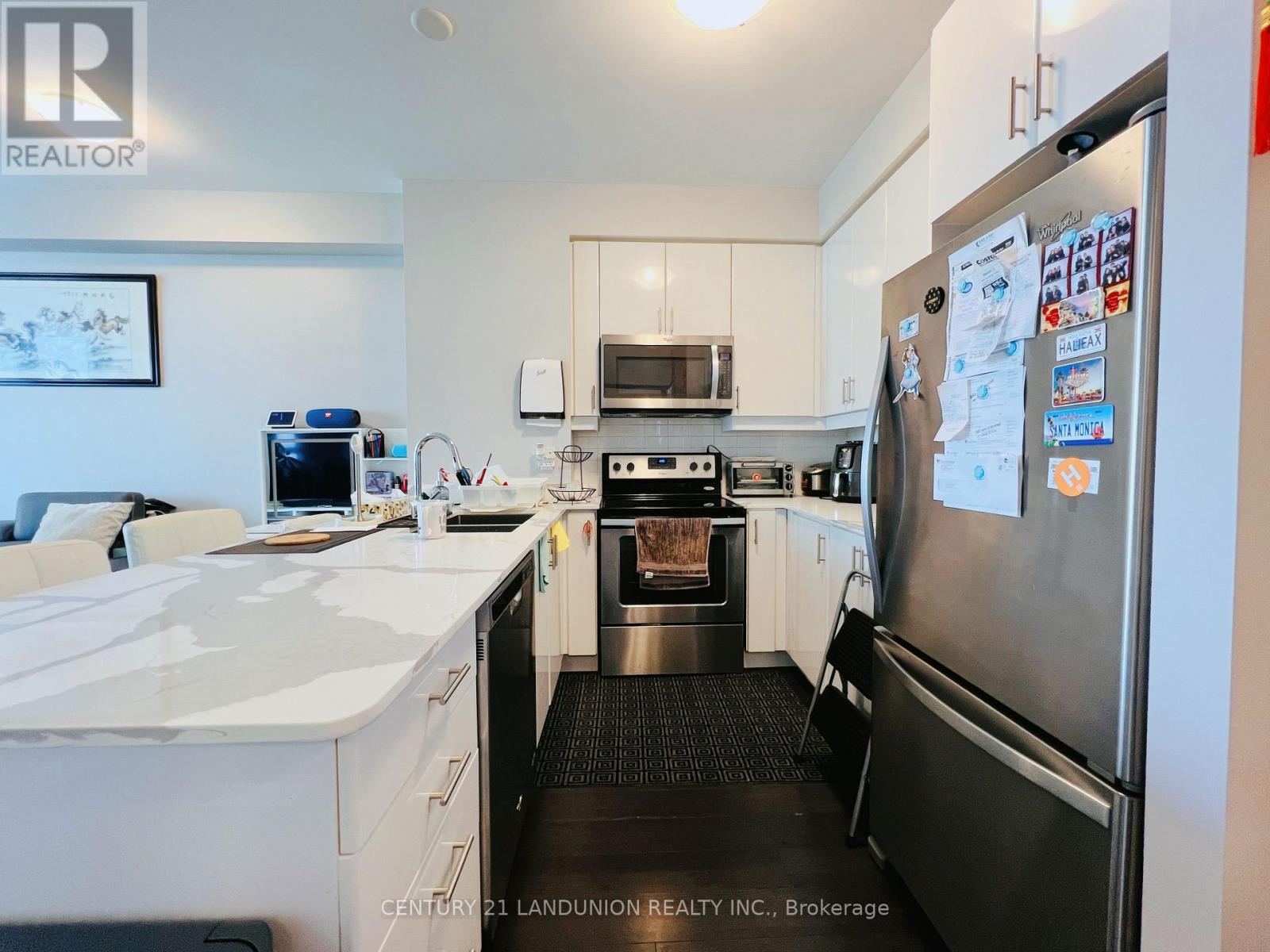 Photo 5 of 1305 2900 Highway 7 Road, Vaughan ON
