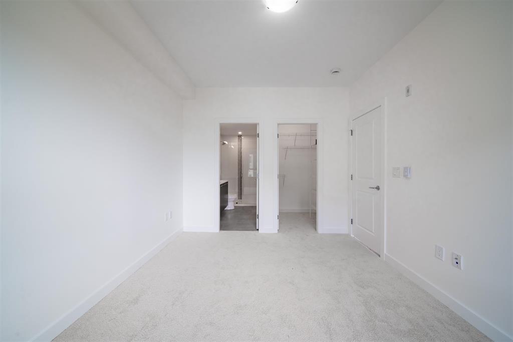 Photo 10 of B 503 20834 80 Avenue, Langley BC