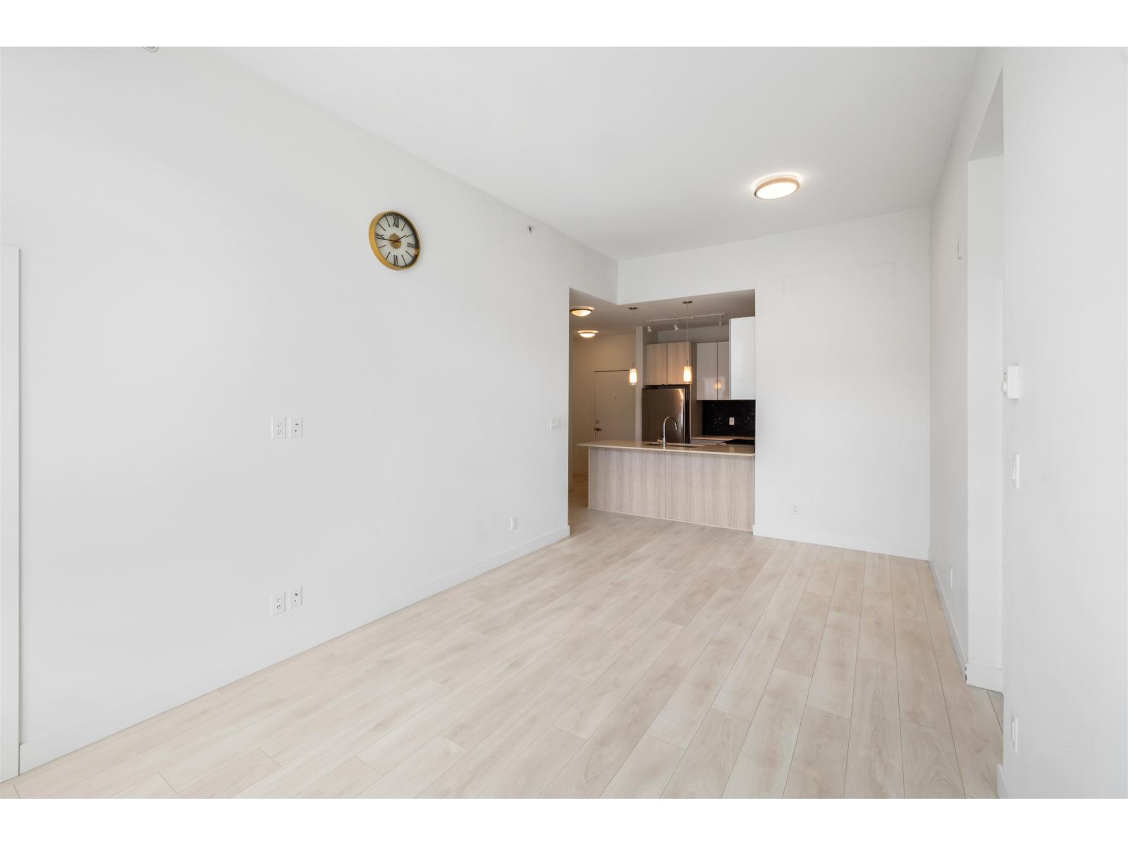 Photo 23 of 415 6438 195 A Street, Surrey BC