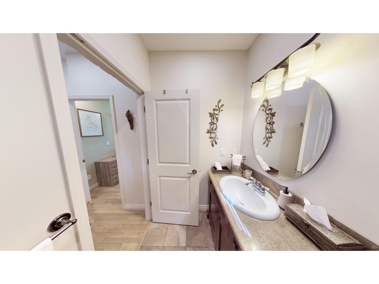 Photo 26 of 15974 Buena Vista Avenue, White Rock BC