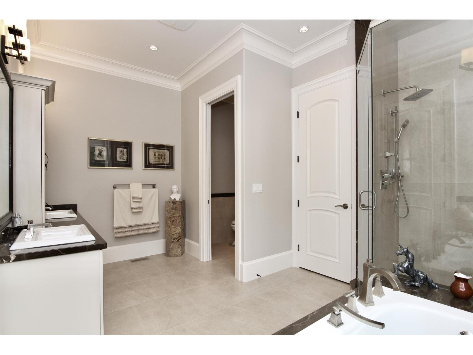 Photo 10 of 31725 Oyama Street, Mission BC
