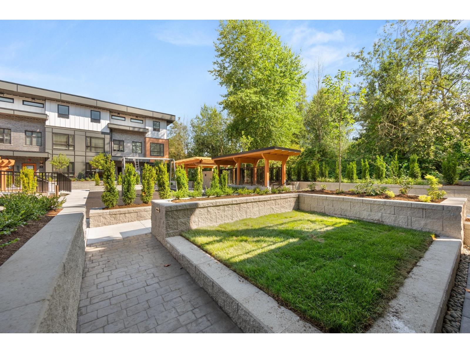 Photo 8 of 108 20926 83 Avenue, Langley BC