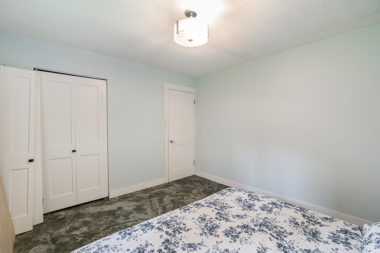 Photo 17 of 23768 Fraser Highway, Langley BC