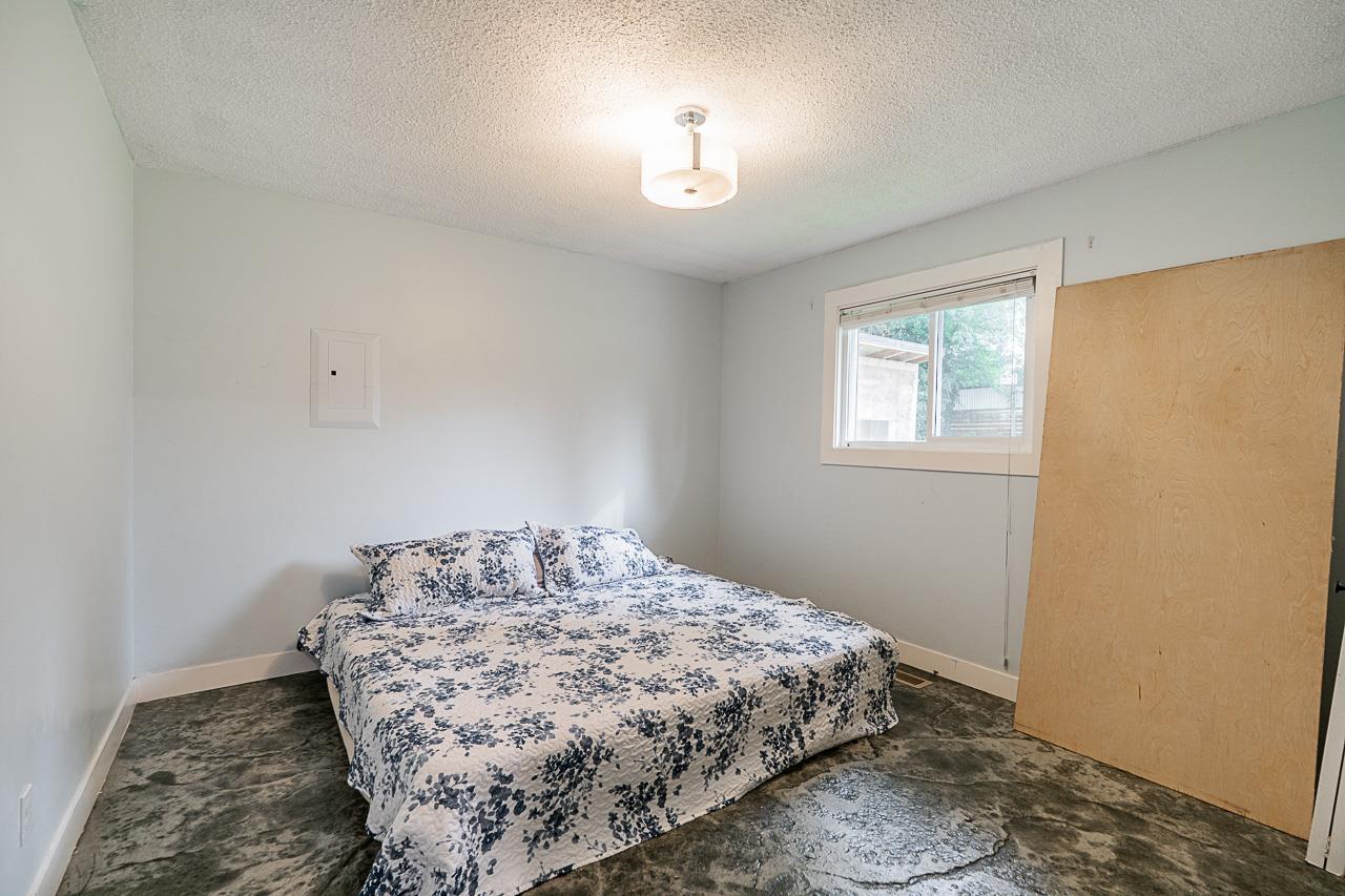 Photo 14 of 23768 Fraser Highway, Langley BC