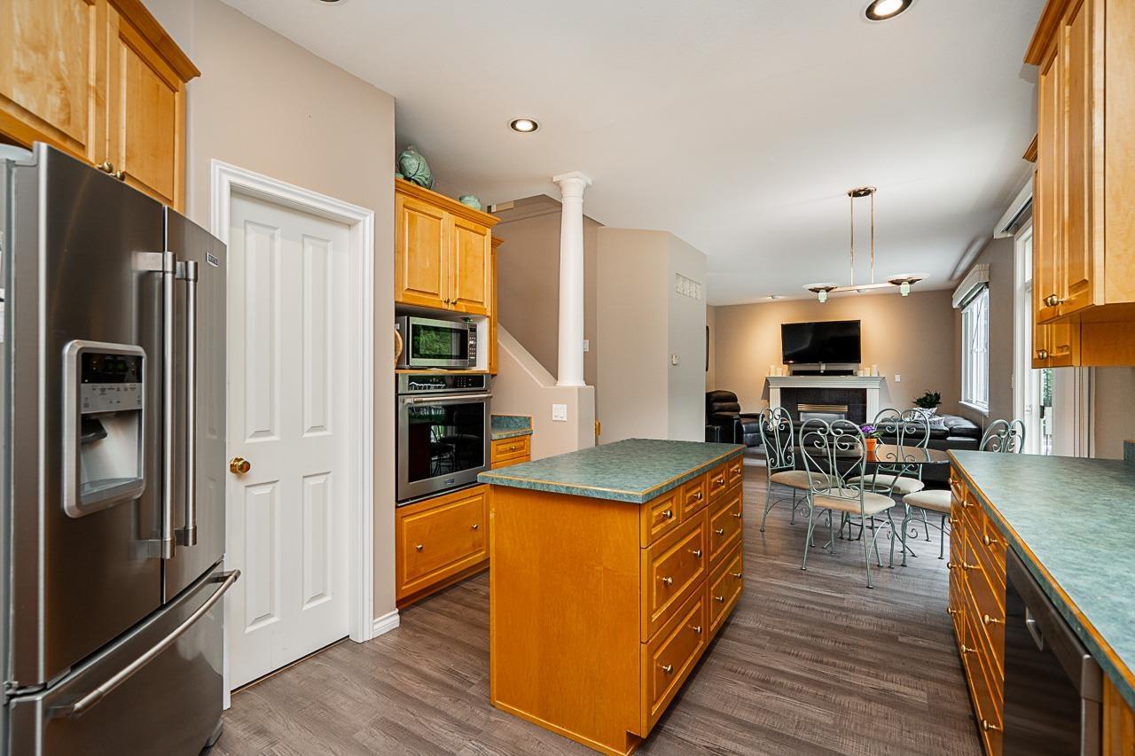 Photo 9 of 11135 164 Street, Surrey BC