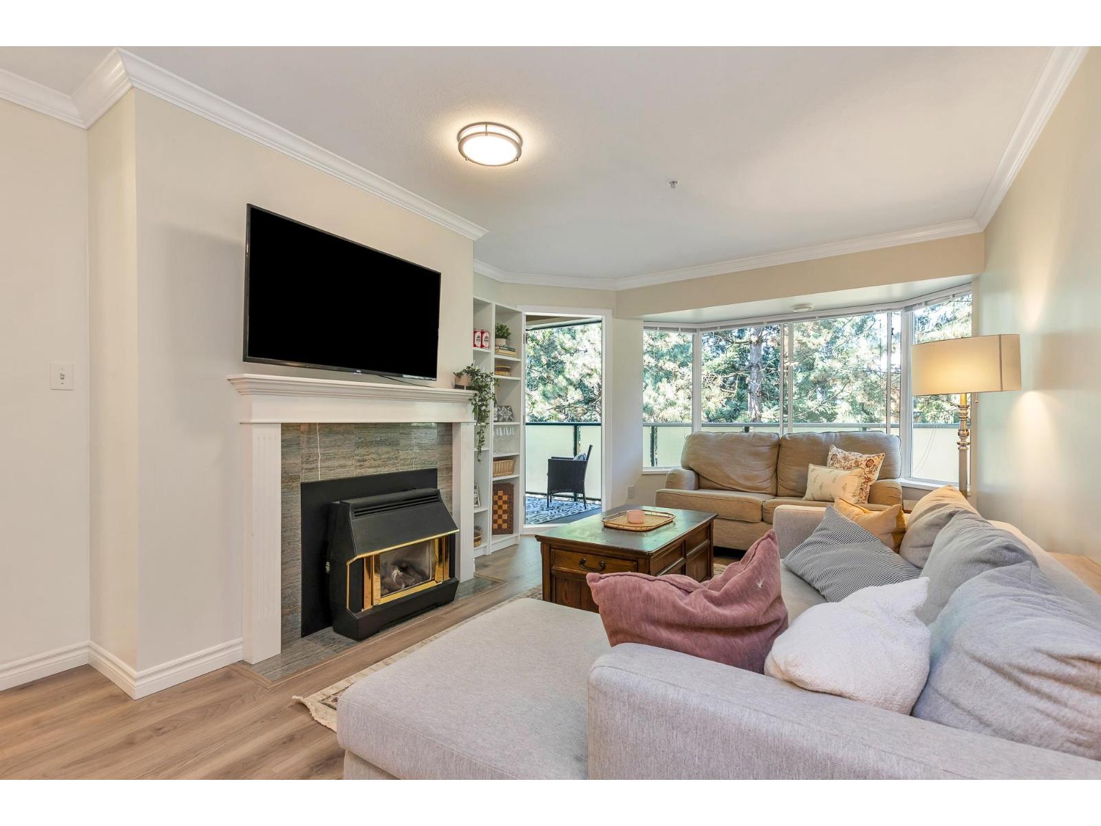 Photo 6 of 315 2964 Trethewey Street, Abbotsford BC