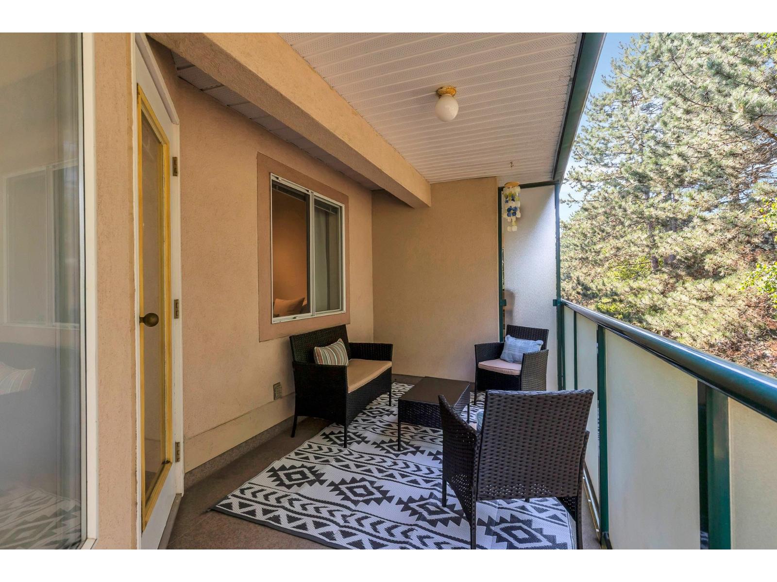 Photo 16 of 315 2964 Trethewey Street, Abbotsford BC