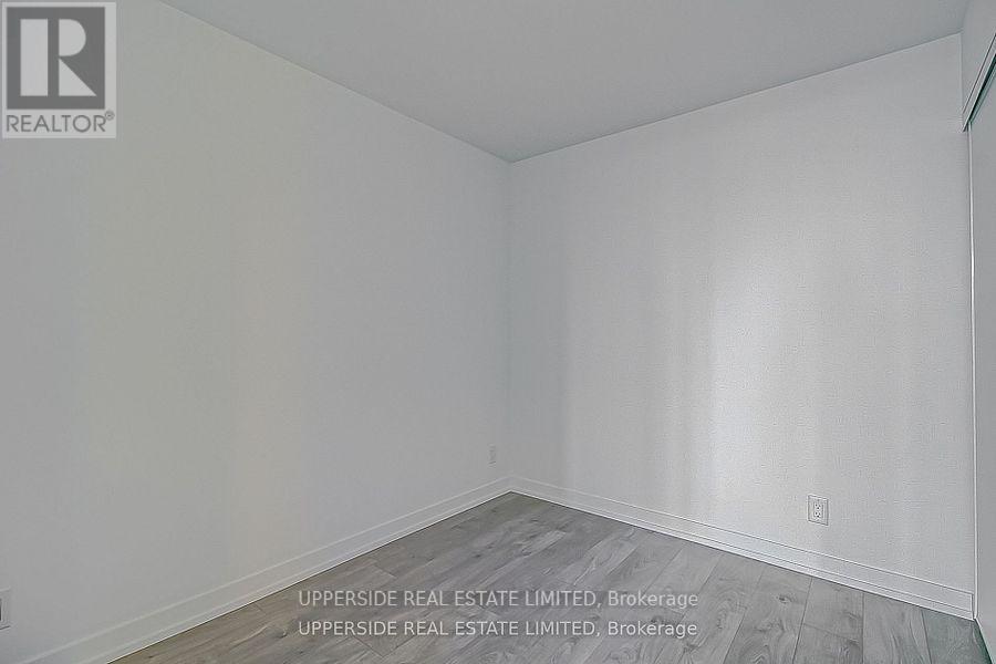 Photo 10 of 917 270 Dufferin Street, Toronto ON
