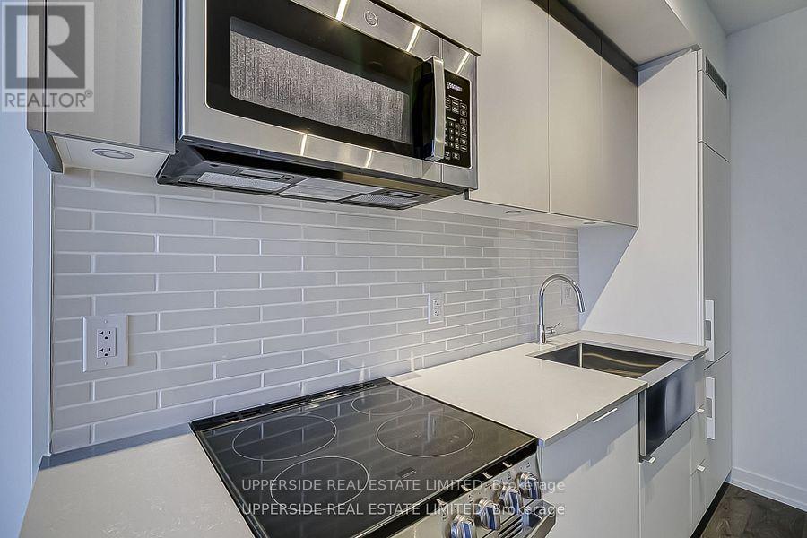 Photo 6 of 917 270 Dufferin Street, Toronto ON