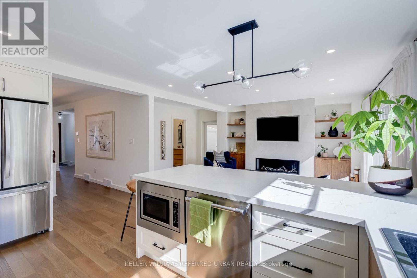 Photo 19 of 12 Wesley Avenue, Mississauga ON