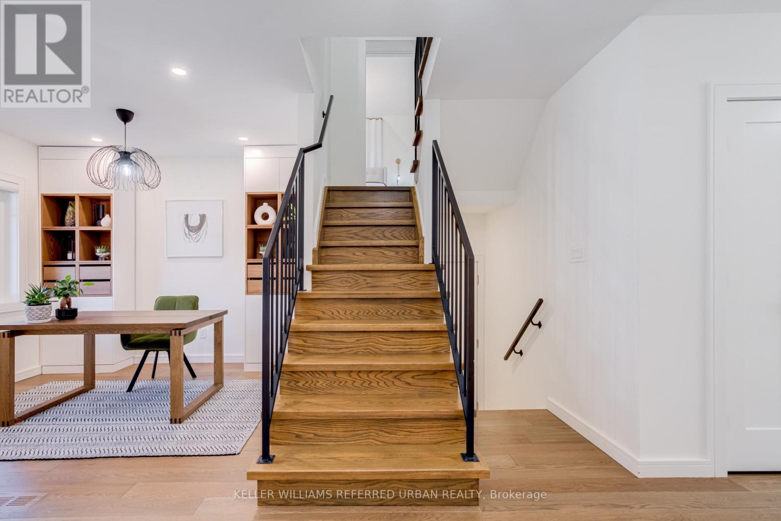 Photo 26 of 12 Wesley Avenue, Mississauga ON