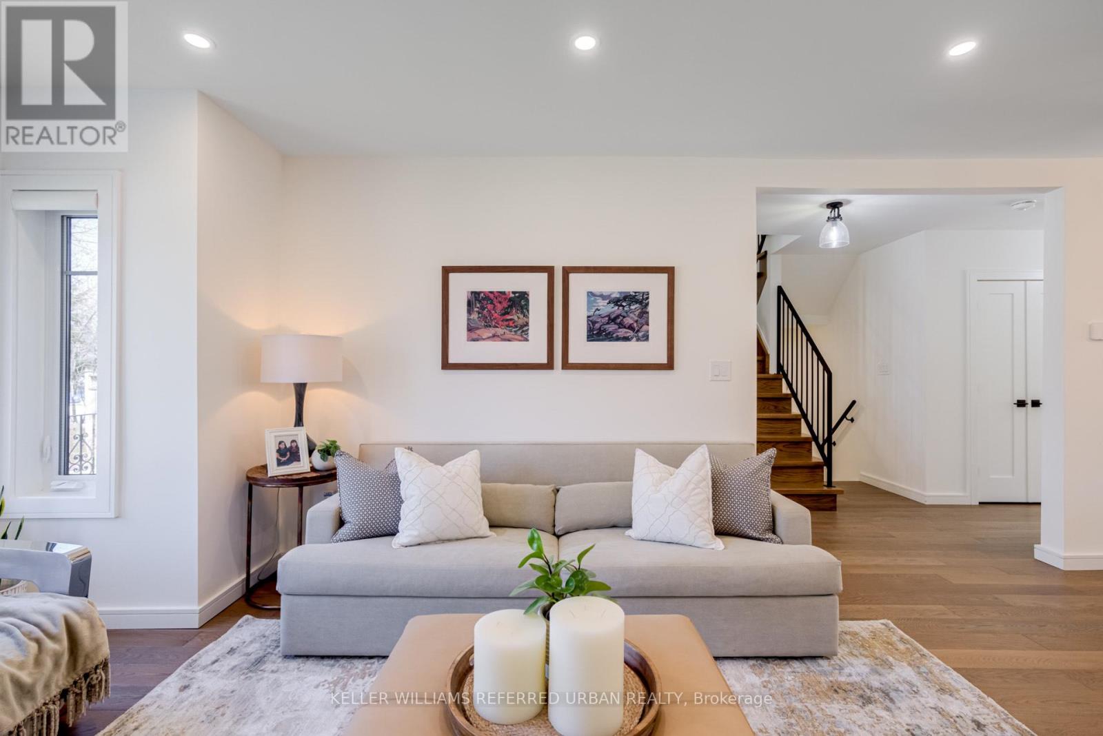 Photo 9 of 12 Wesley Avenue, Mississauga ON