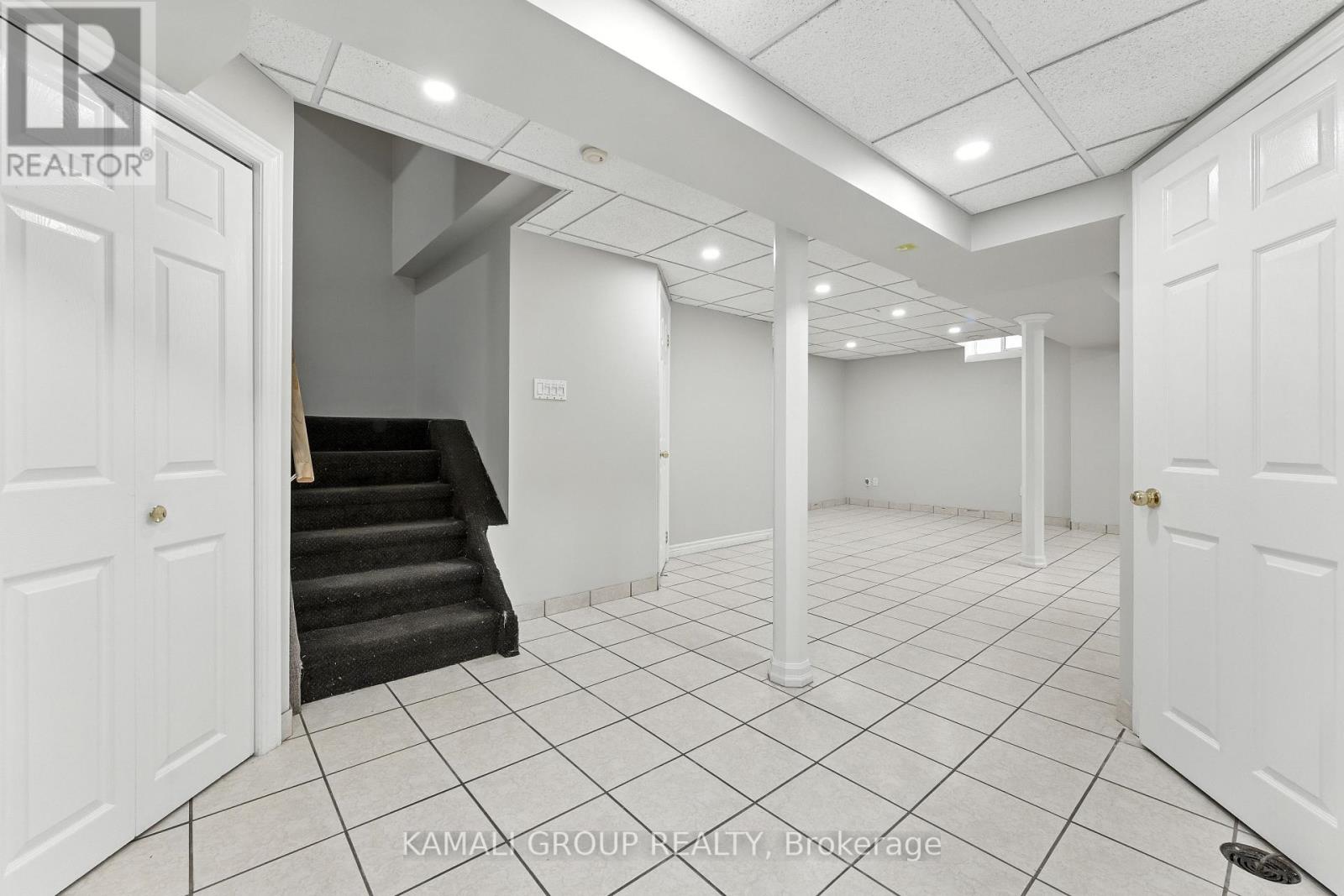 Photo 27 of 86 Prairie Rose Circle, Brampton ON