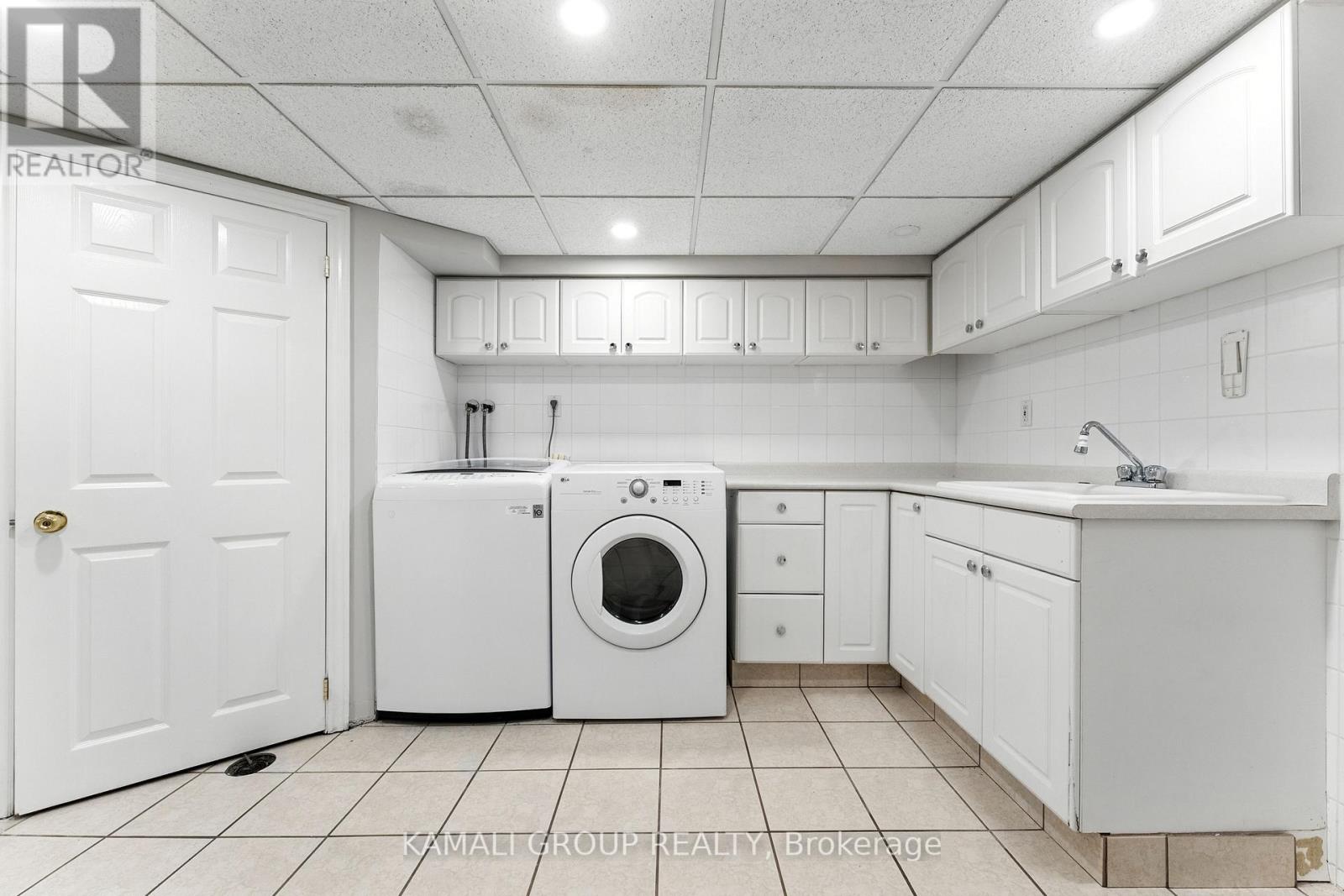 Photo 30 of 86 Prairie Rose Circle, Brampton ON