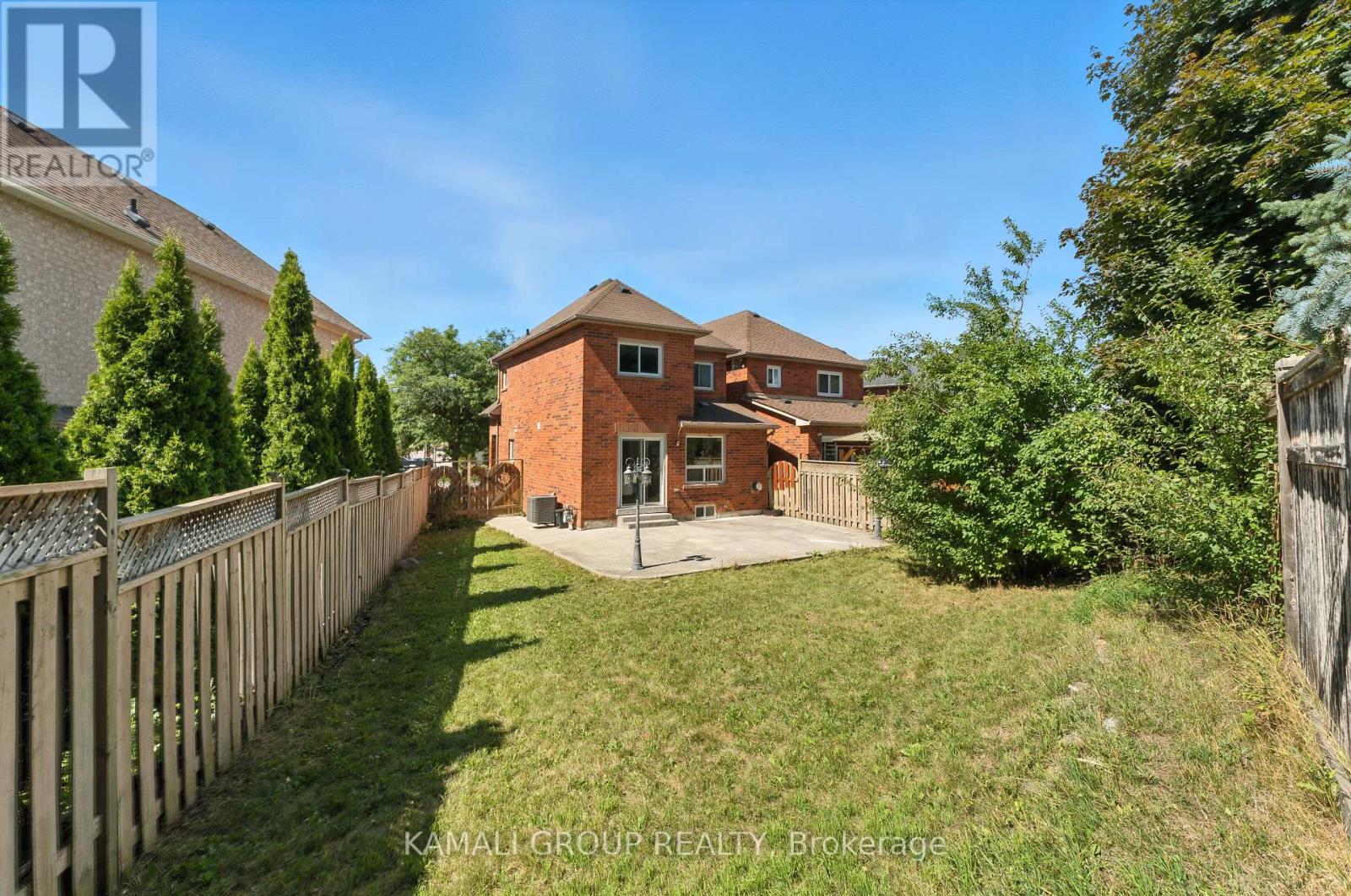 Photo 33 of 86 Prairie Rose Circle, Brampton ON