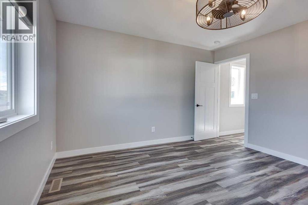 Photo 22 of 71 Thomlison Avenue, Red Deer AB
