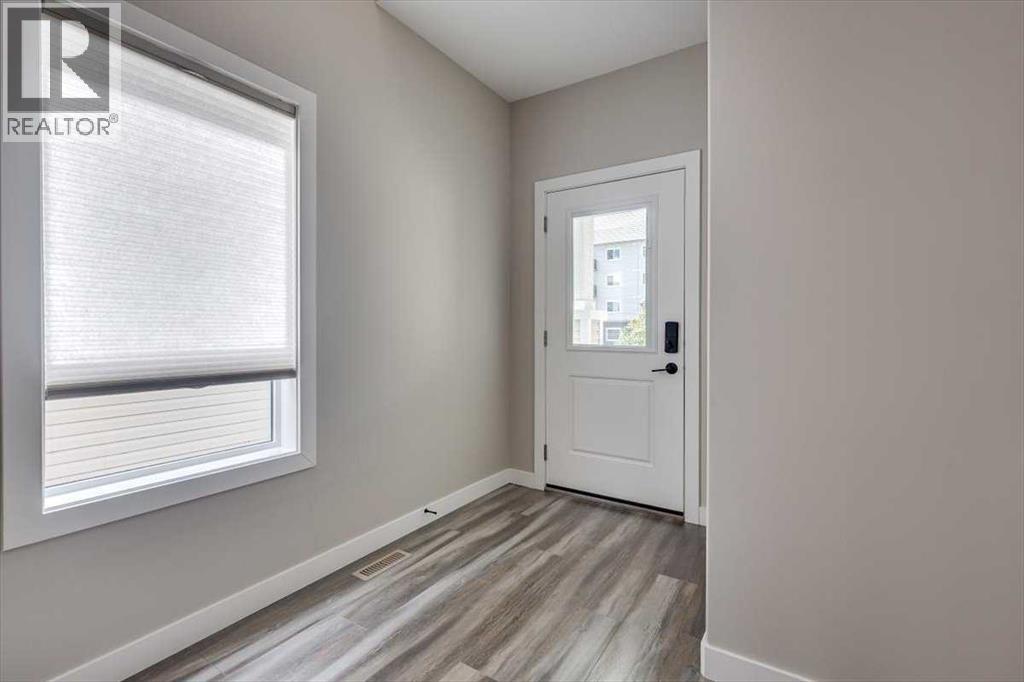 Photo 5 of 71 Thomlison Avenue, Red Deer AB