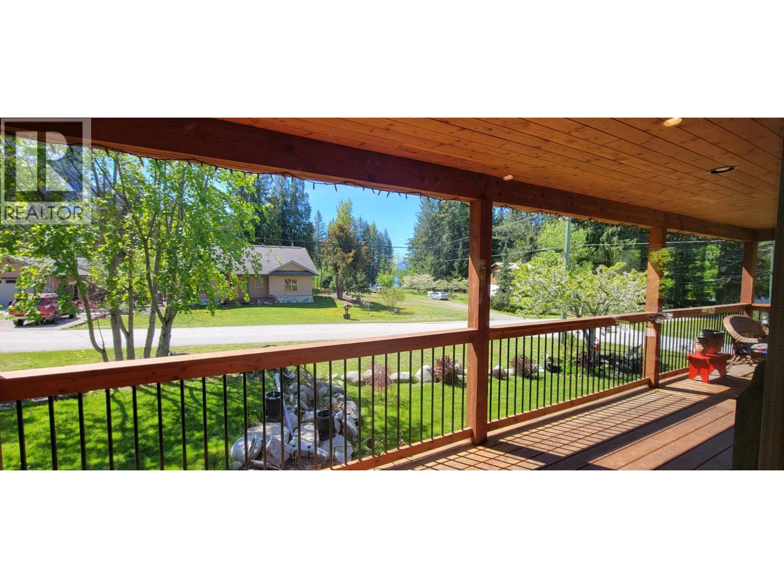 Photo 18 of 502 Turner Street, Silverton BC