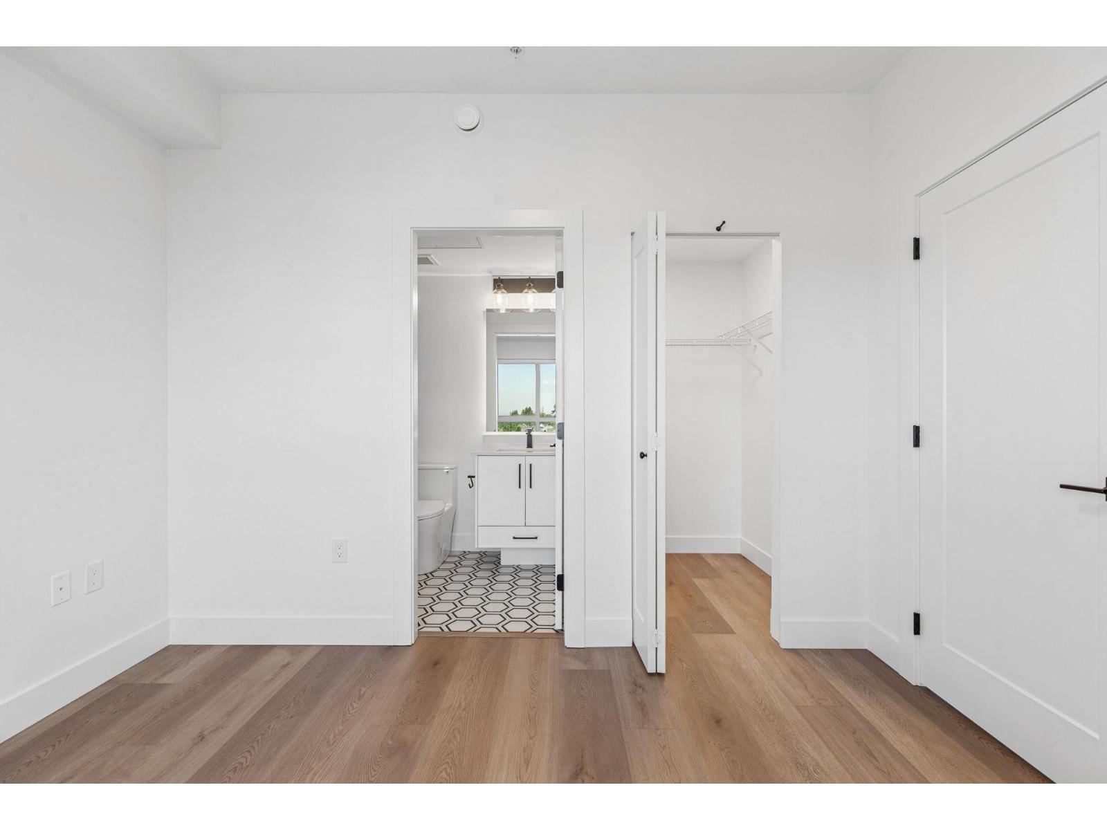 Photo 10 of 304 20286 72 B Avenue, Langley BC