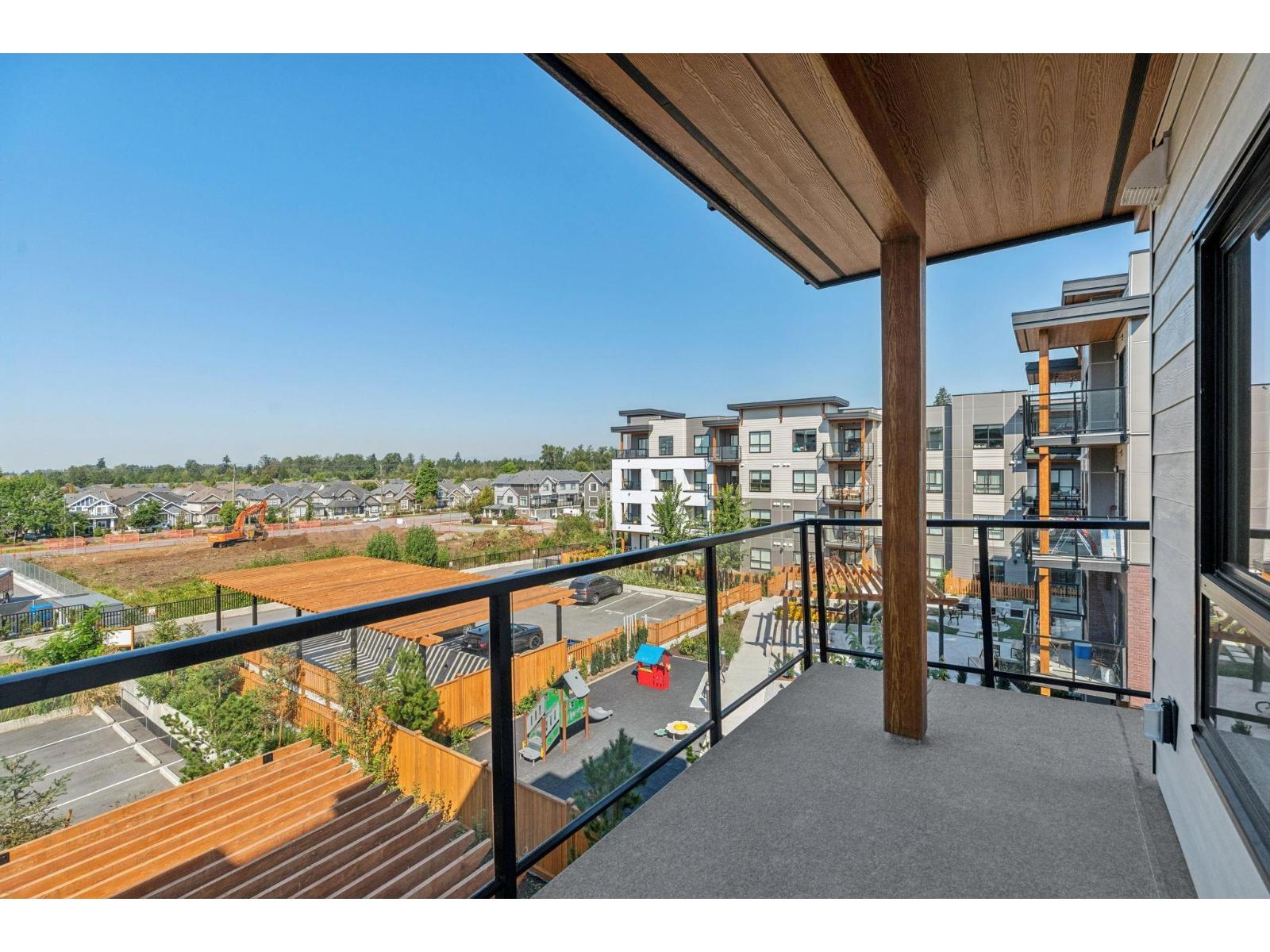 Photo 15 of 304 20286 72 B Avenue, Langley BC