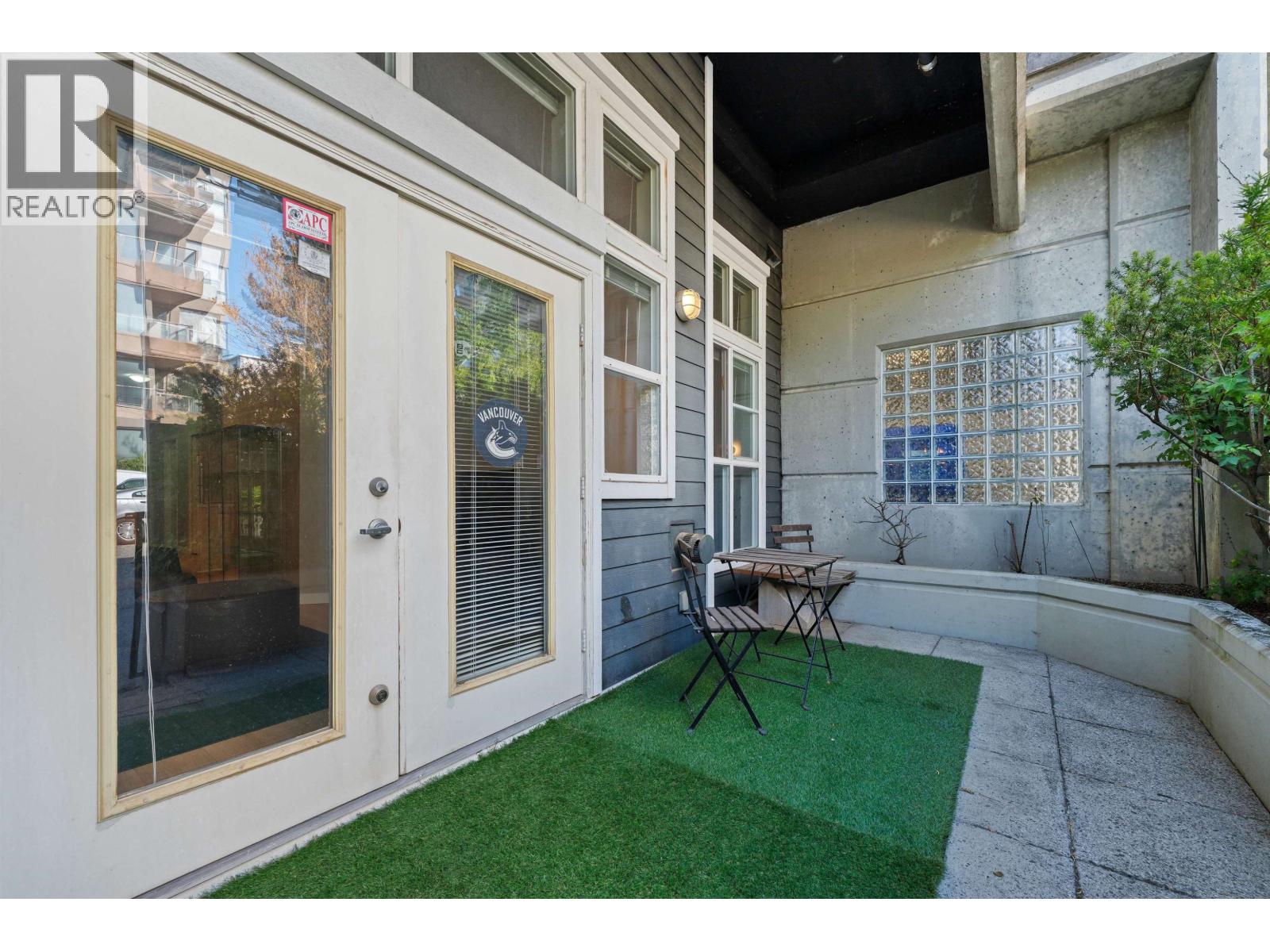 Photo 28 of 102 2102 W 38th Avenue, Vancouver BC