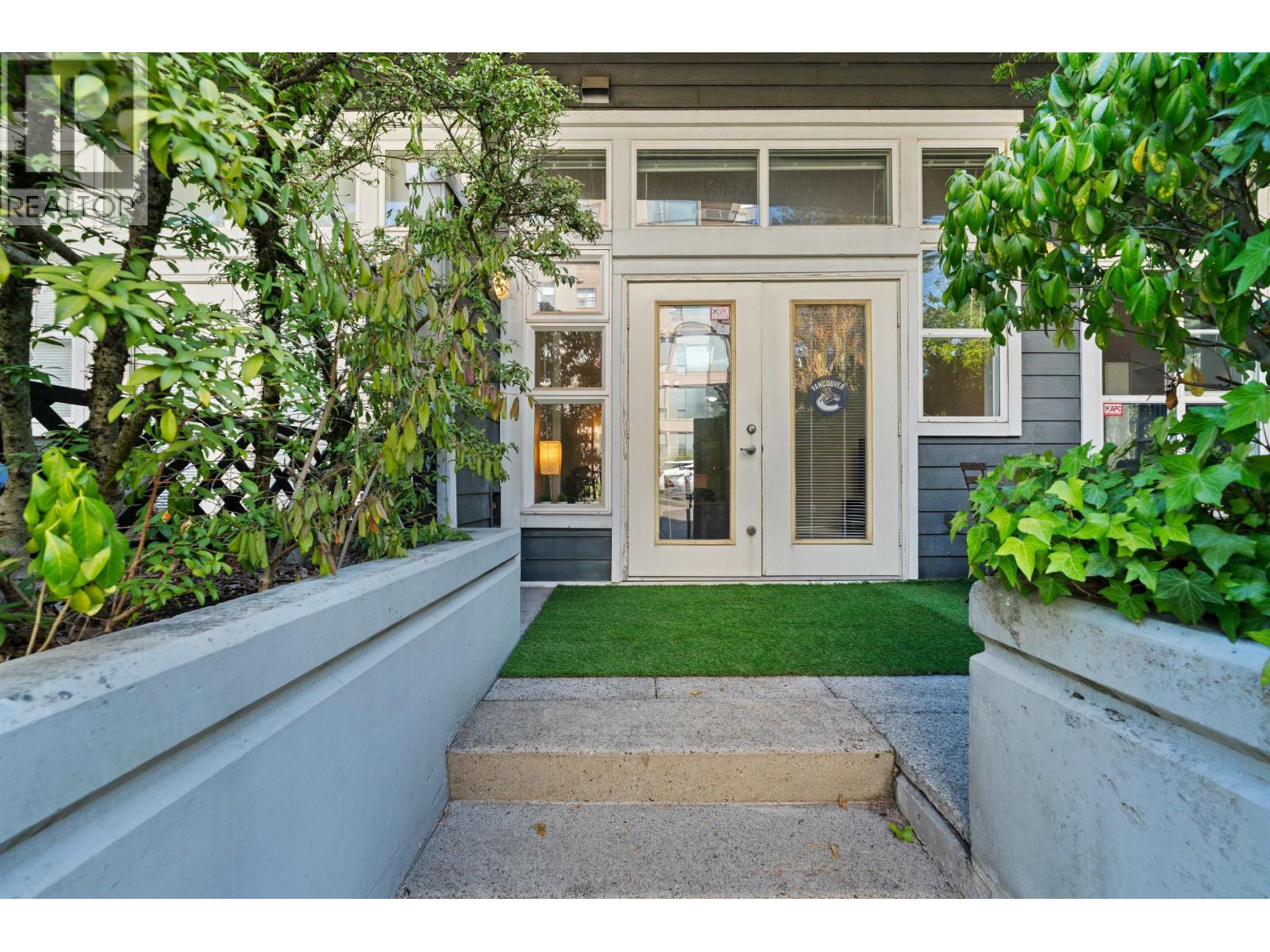 Photo 31 of 102 2102 W 38th Avenue, Vancouver BC