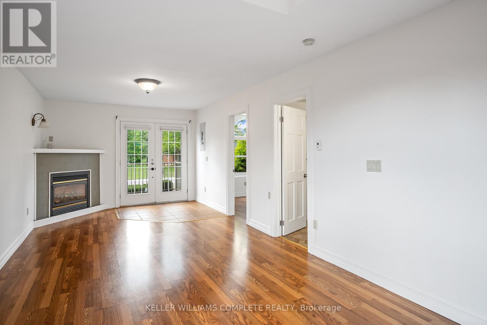 Photo 20 of 1076 Spears Road, Fort Erie ON