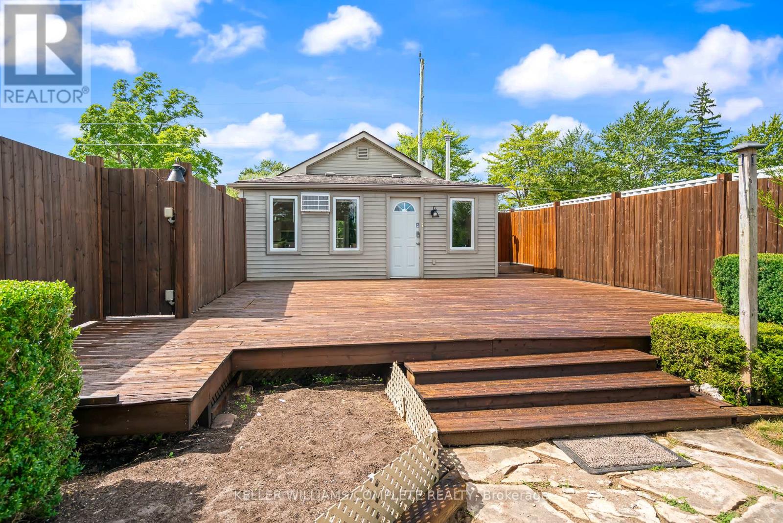 Photo 5 of 1076 Spears Road, Fort Erie ON