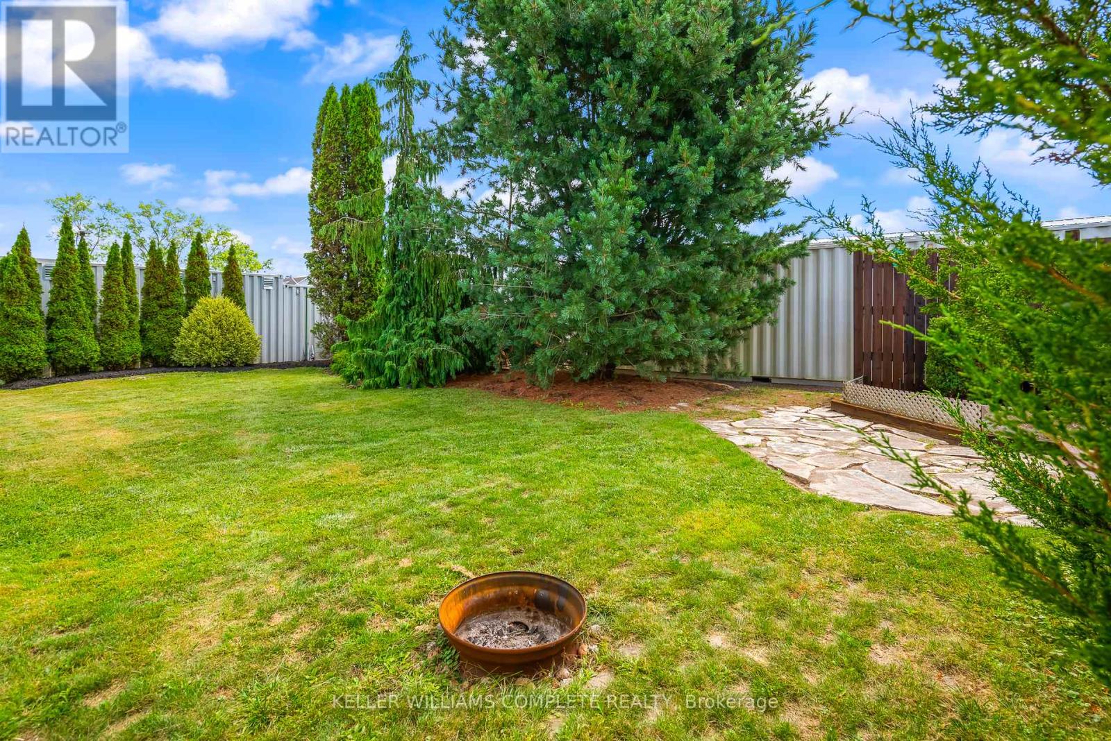 Photo 8 of 1076 Spears Road, Fort Erie ON
