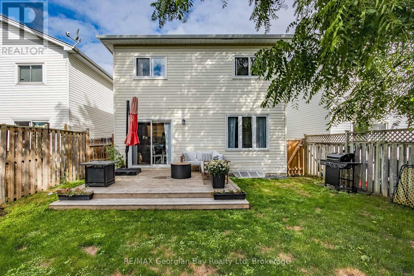 Photo 25 of 319 Ellen Street, Midland ON