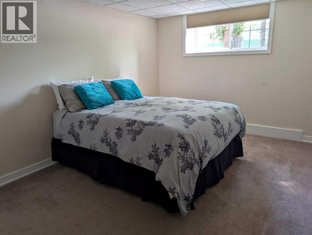Photo 17 of 633 23 Avenue Ne, Calgary AB