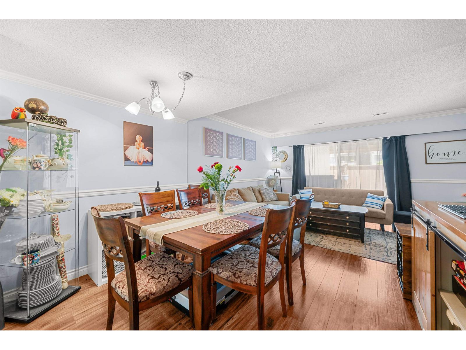 Photo 10 of 14 5271 204 Street, Langley BC