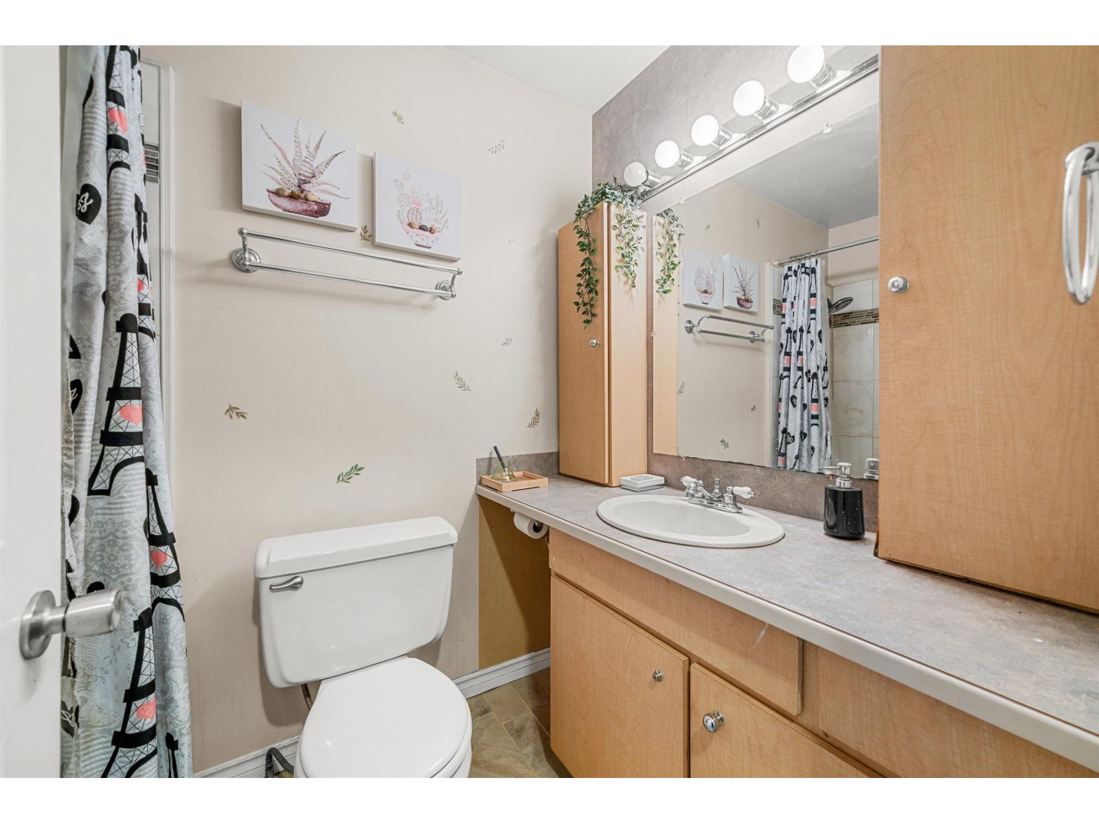 Photo 17 of 14 5271 204 Street, Langley BC