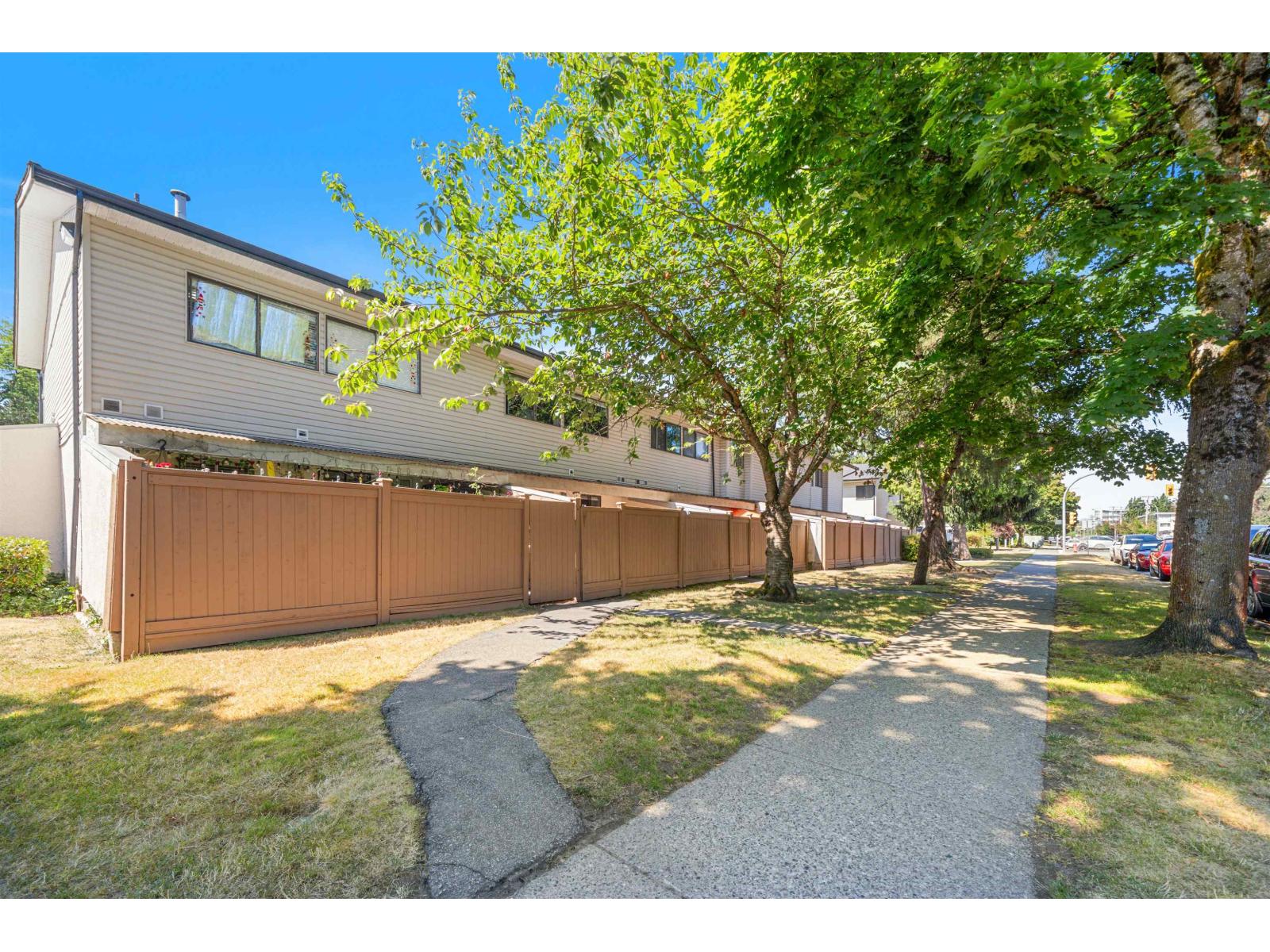 Photo 23 of 14 5271 204 Street, Langley BC
