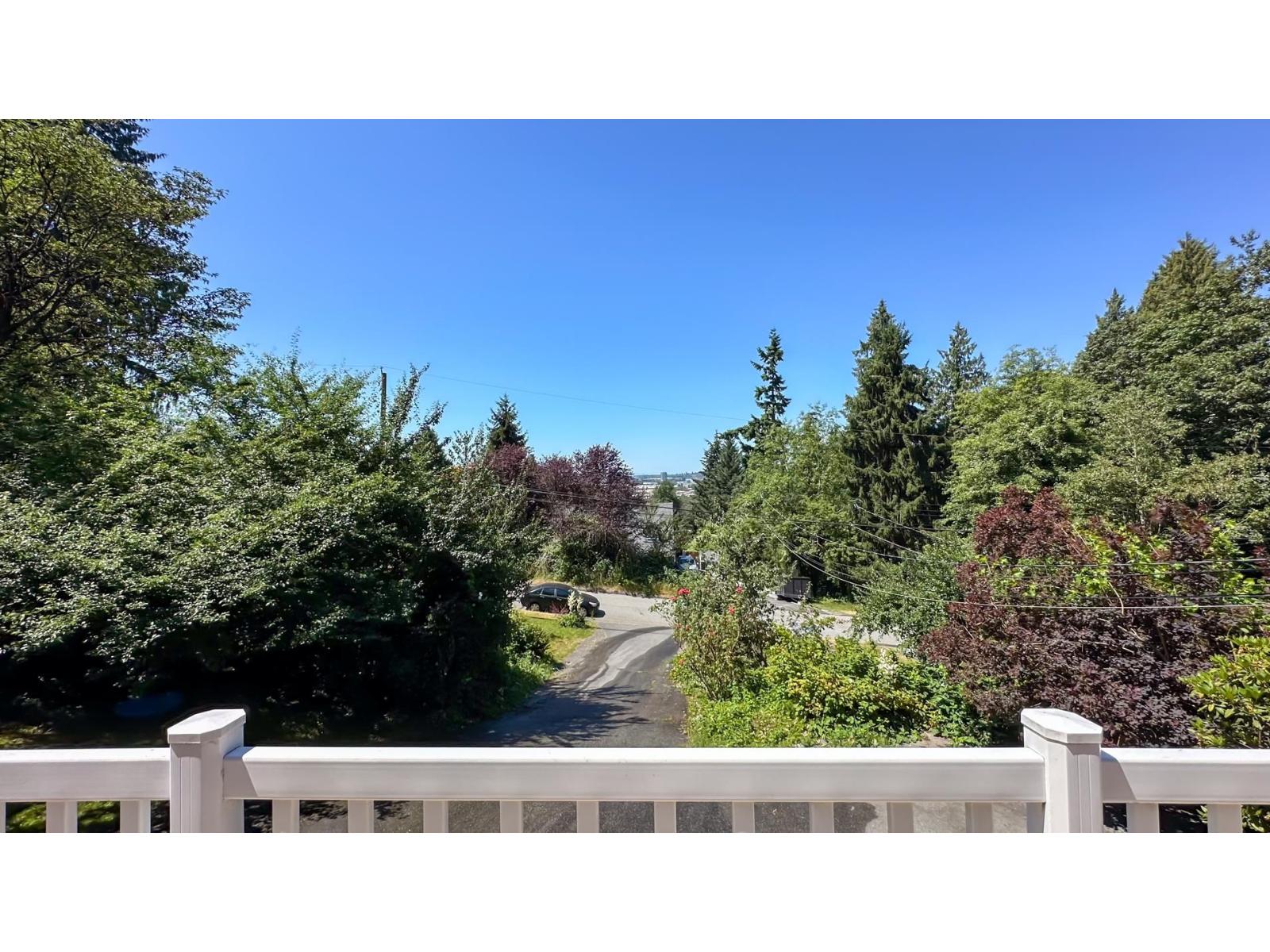Photo 33 of 10542 125 B Street, Surrey BC