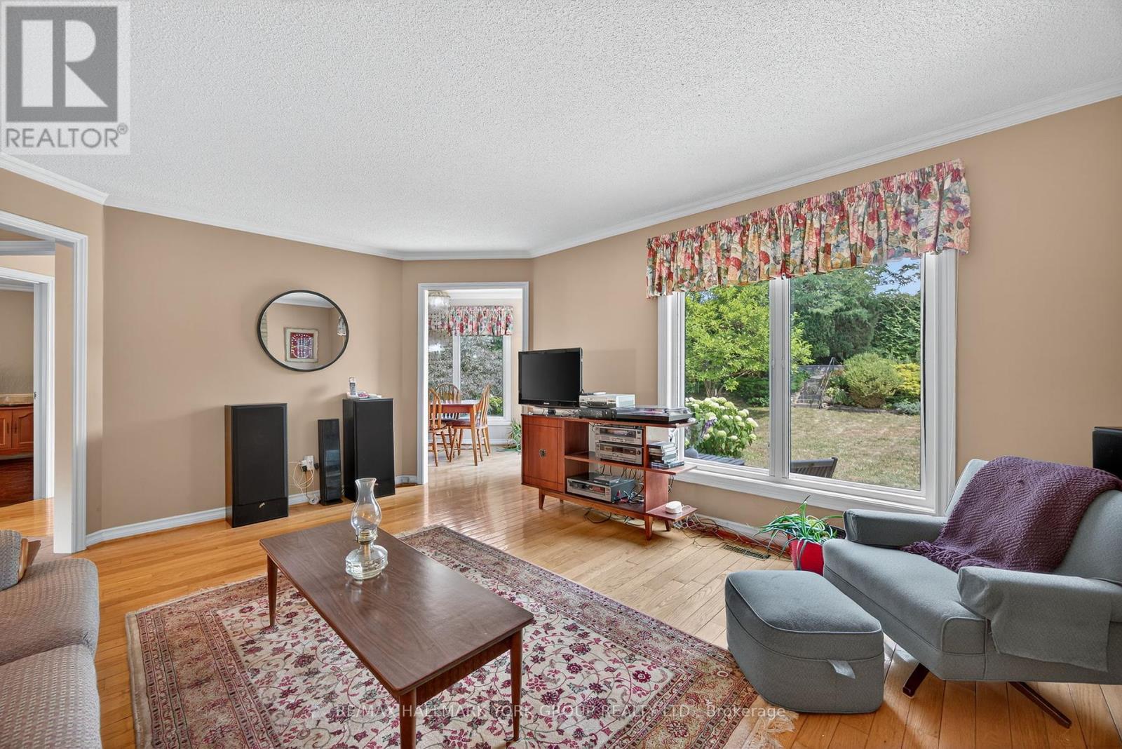 Photo 21 of 64 Craigleith Crescent, Richmond Hill ON