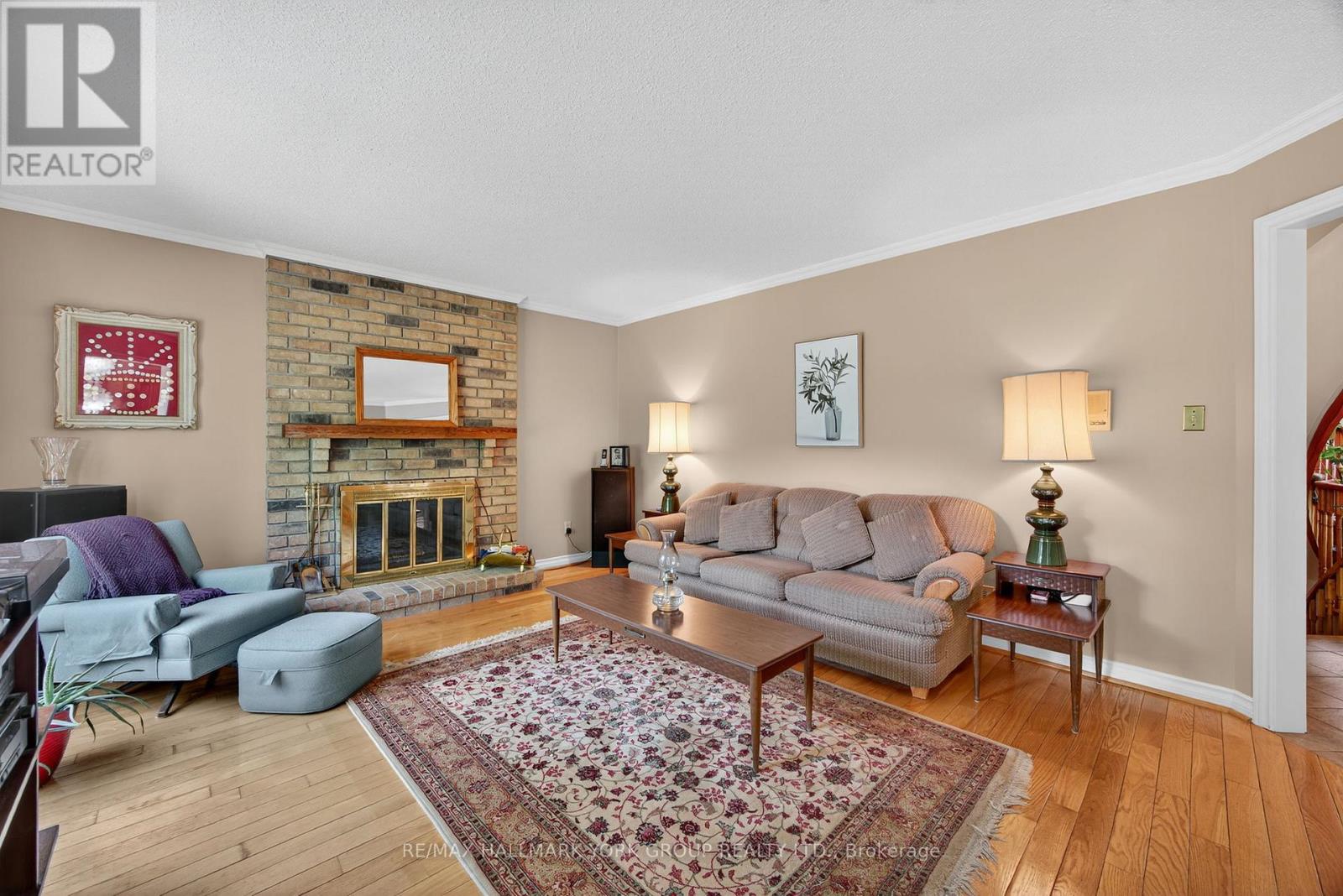 Photo 19 of 64 Craigleith Crescent, Richmond Hill ON
