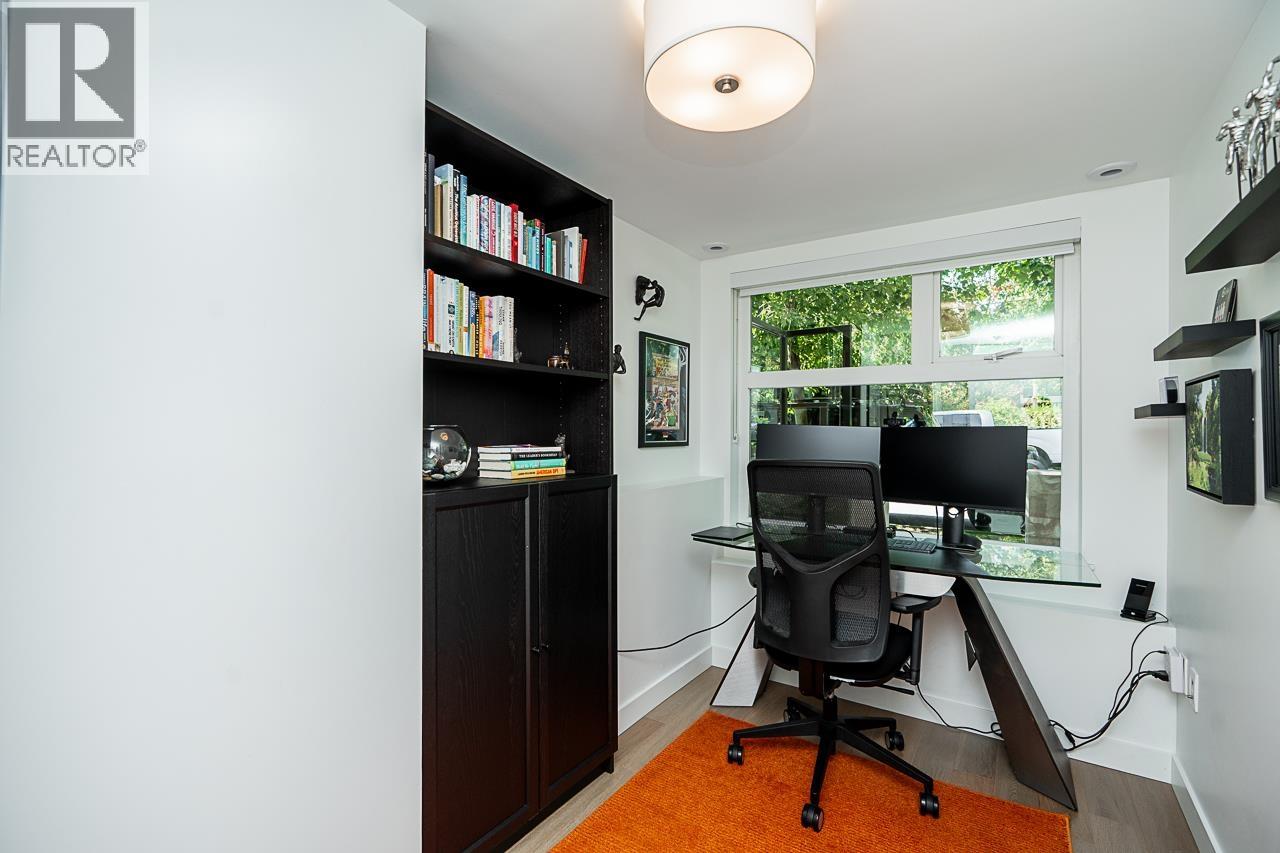 Photo 23 of 102 1205 Harold Road, North Vancouver BC
