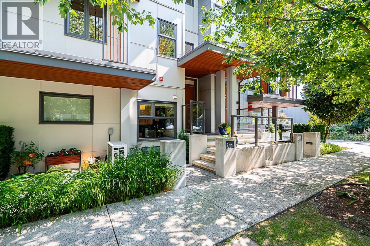 Photo 37 of 102 1205 Harold Road, North Vancouver BC