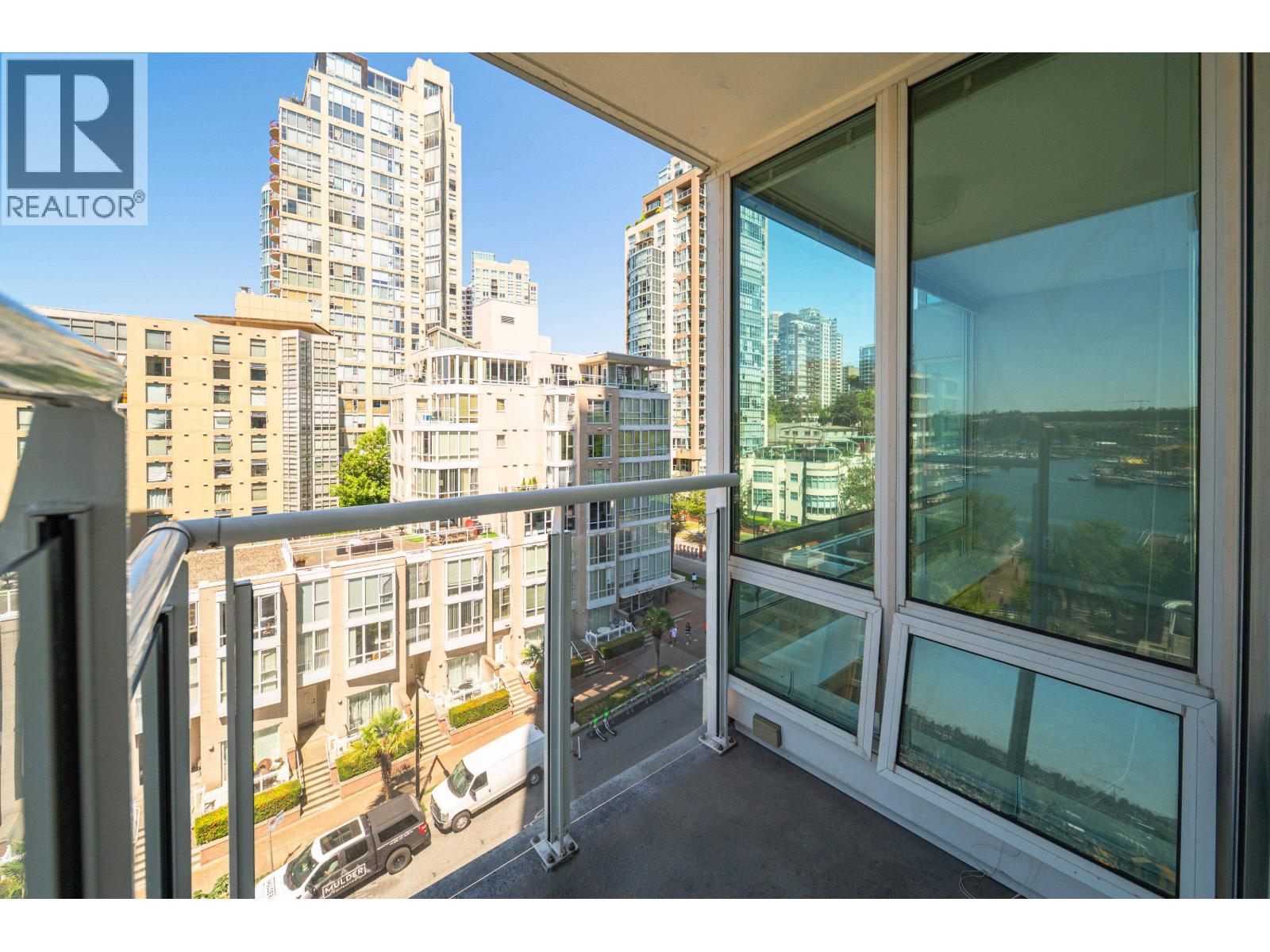 Photo 33 of 805 1500 Hornby Street, Vancouver BC