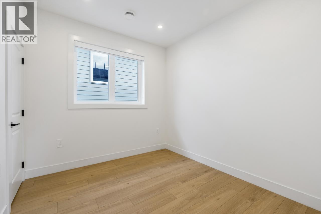 Photo 12 of 1 3090 Vanness Avenue, Vancouver BC