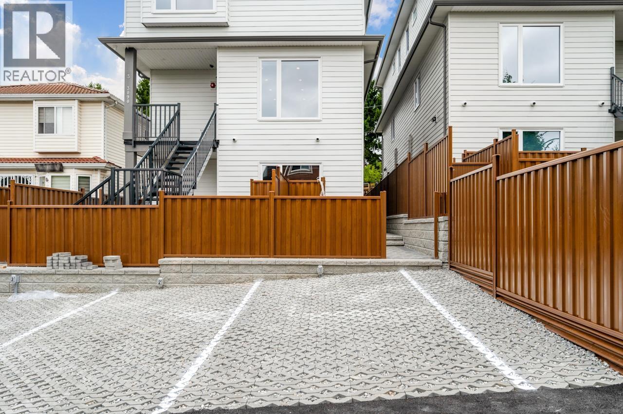 Photo 22 of 1 3090 Vanness Avenue, Vancouver BC