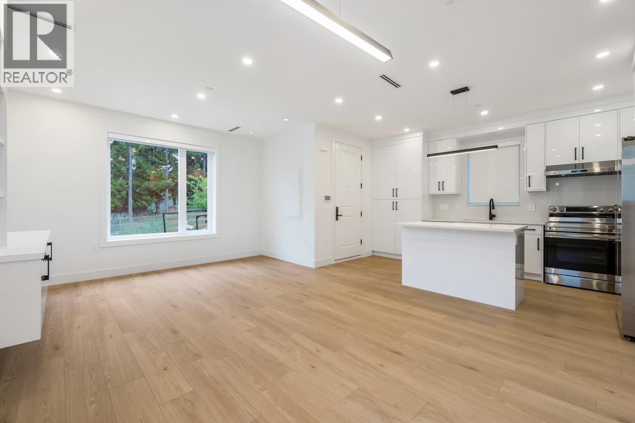 Photo 6 of 1 3090 Vanness Avenue, Vancouver BC