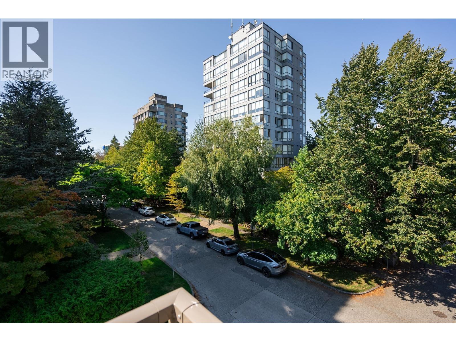 Photo 16 of 306 2128 W 40th Avenue, Vancouver BC