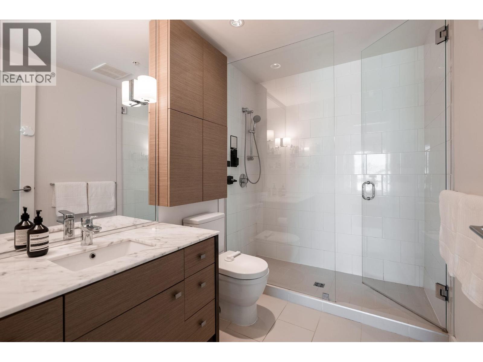 Photo 22 of 306 2128 W 40th Avenue, Vancouver BC