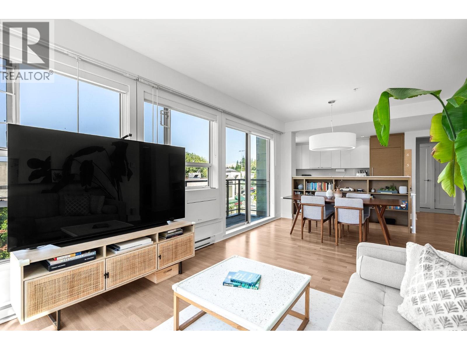 Photo 7 of 306 2128 W 40th Avenue, Vancouver BC