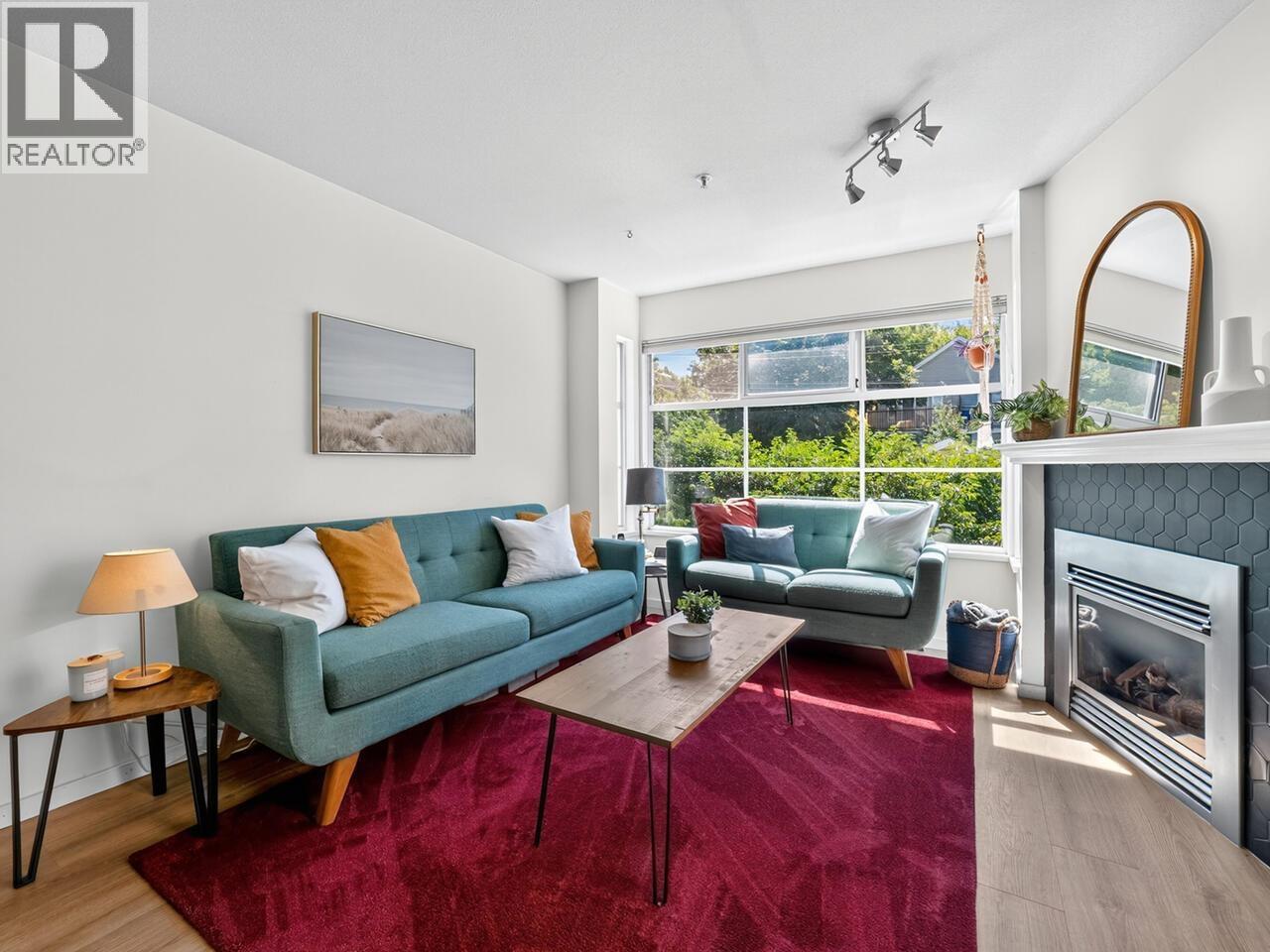 Photo 1 of 302 2388 Triumph Street, Vancouver BC