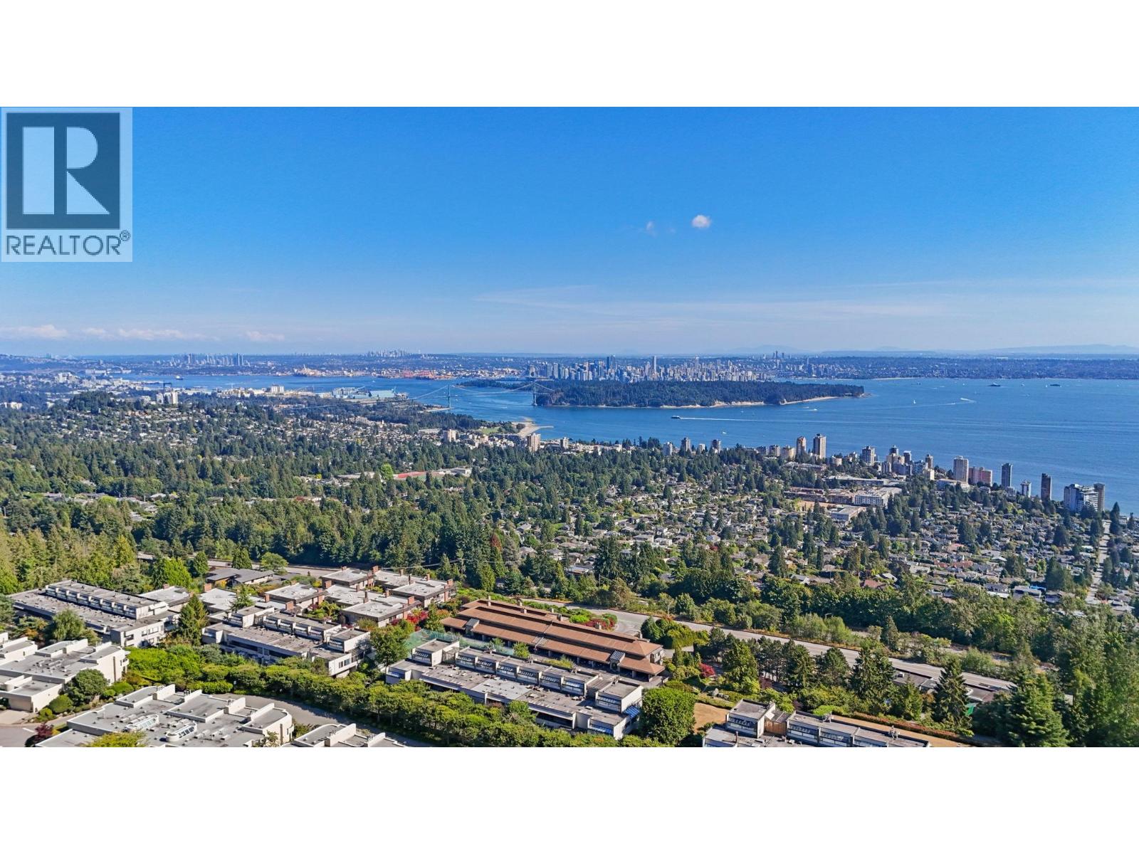Photo 2 of 73 2212 Folkestone Way, West Vancouver BC