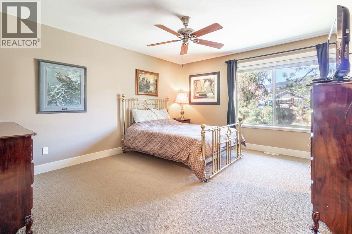 5 3359 Cougar Road, West Kelowna
