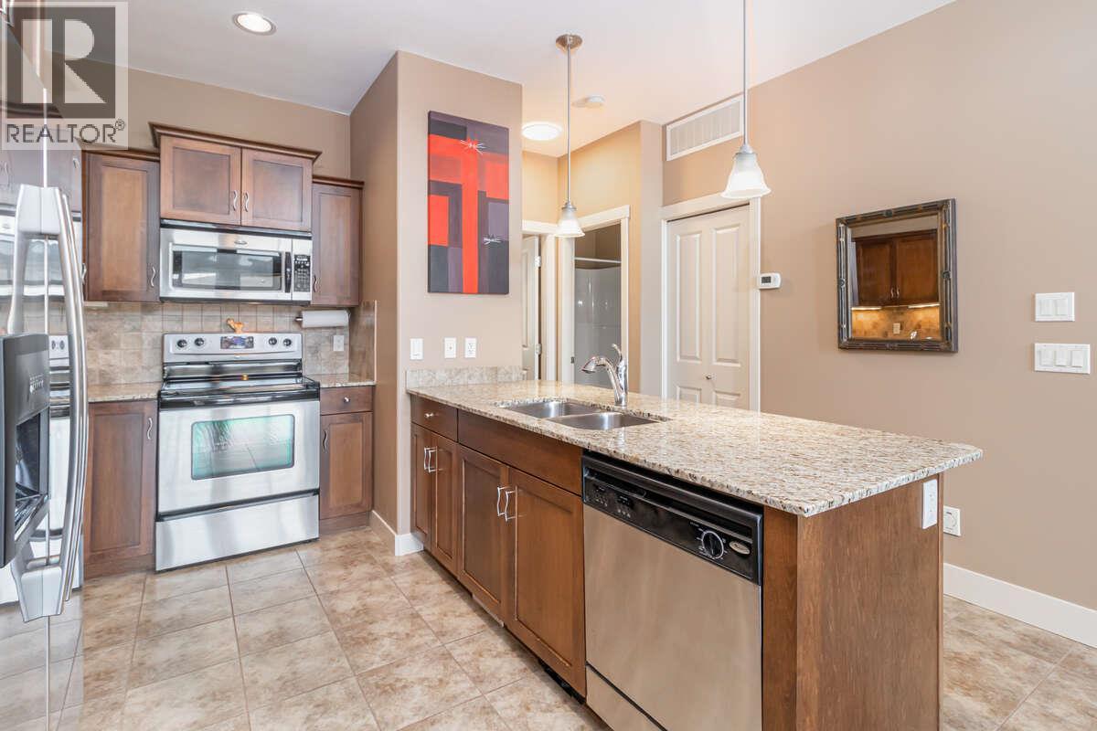 5 3359 Cougar Road, West Kelowna